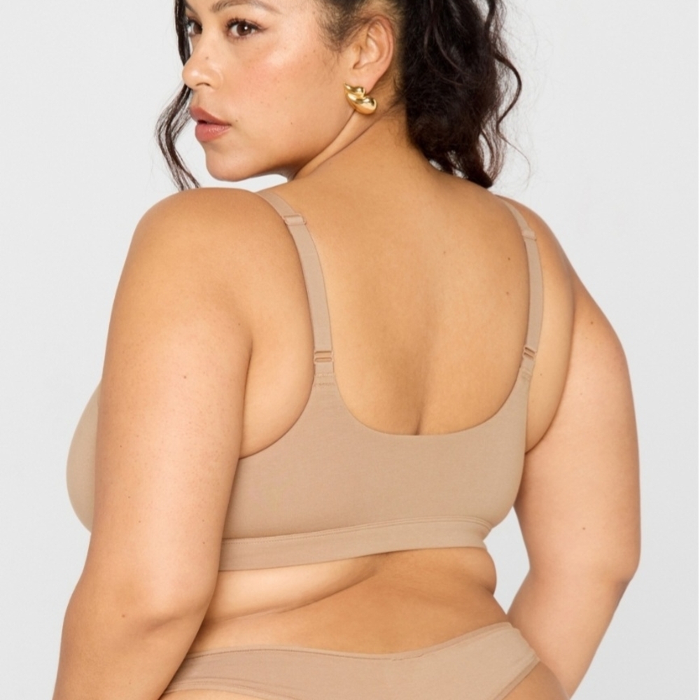 YITTY Snug Cotton Scoop Bralette - Picture 3 of 6